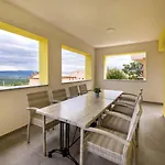 Jana 1 Apartman Krk Town