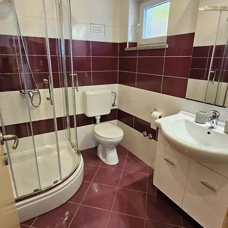 Jana 1 Apartman *